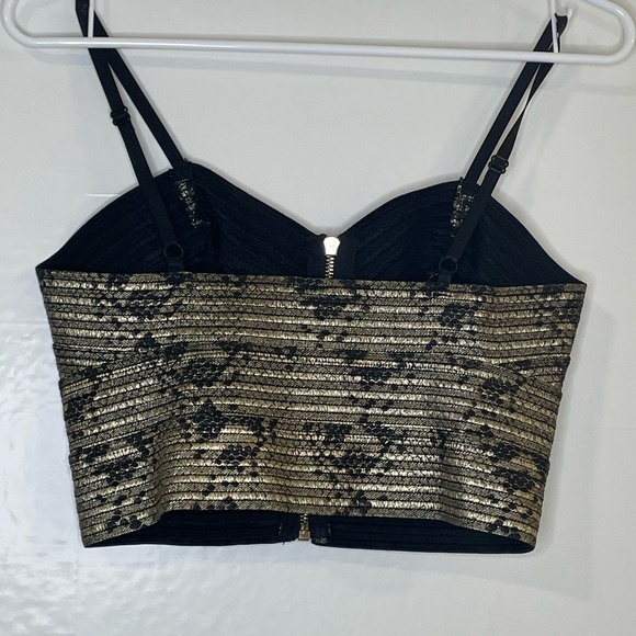 Crop Top - Picture 2 of 4